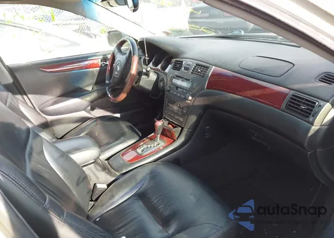 2002 Lexus Es 300 из США, поврежденный, VIN JTHBF30G625007190